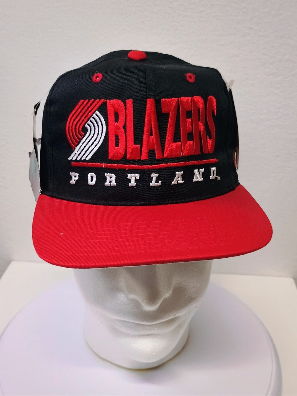 NBA Portland Trail Blazers Vintage Black & Red Snapback Hat